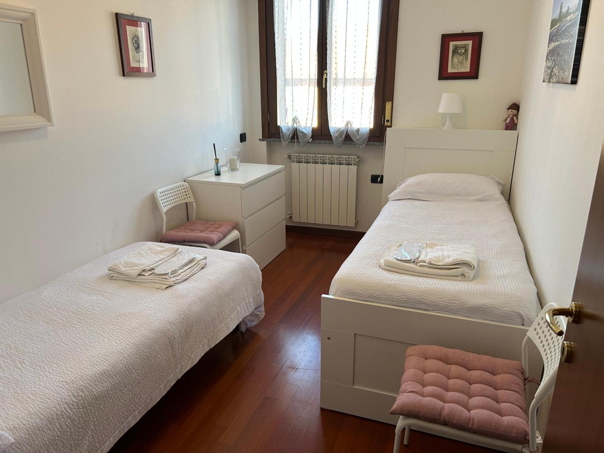 Todeschini 27 Apartment Brembate Bagian luar foto